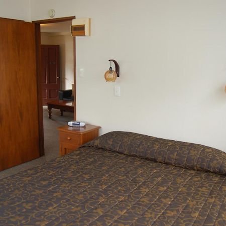 Carisbrook Motel Дьюндин Экстерьер фото