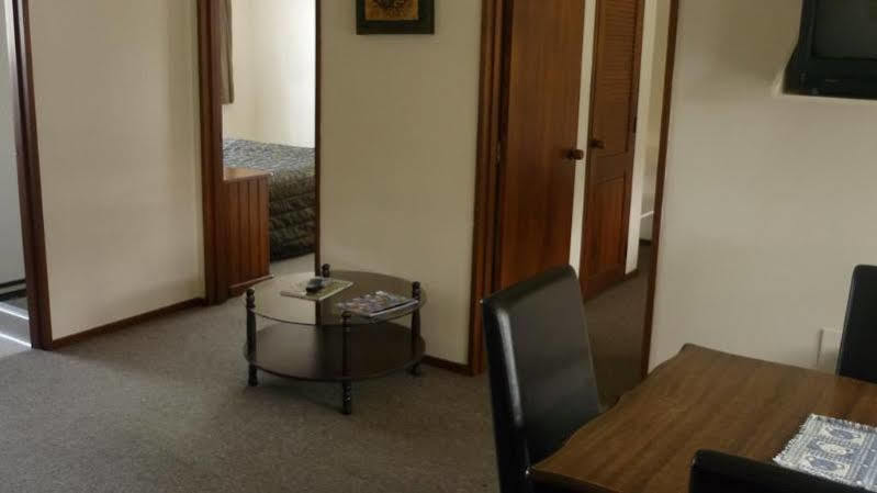 Carisbrook Motel Дьюндин Экстерьер фото